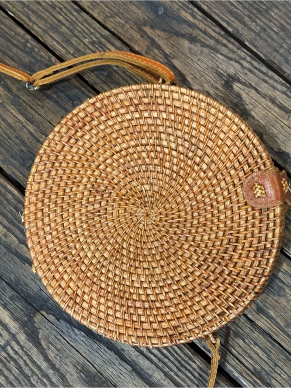 Woven Basket Round Crossbody Bag Purse in Tan / Brown with Tropical Lining - Picture 4 of 7